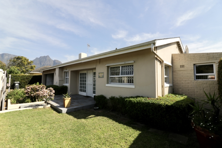 4 Bedroom Property for Sale in Rondebosch Western Cape